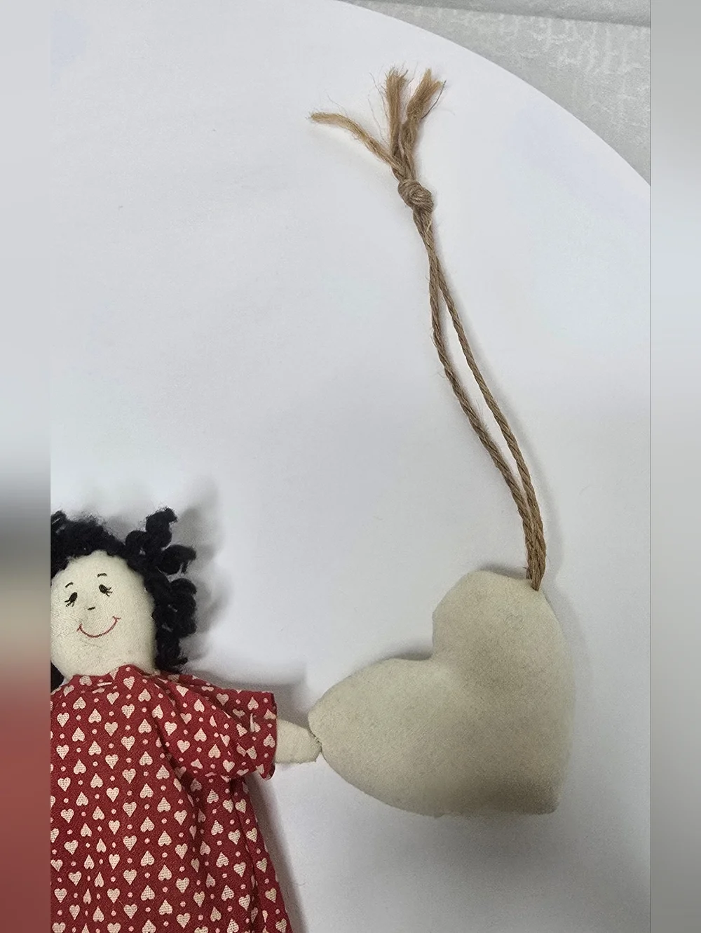 Vintage Rag Dolls & Hearts Garland Decor [ Read Details ]